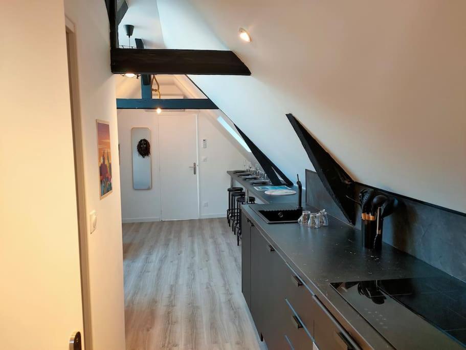 Dakar - Bel Appartement A Remeš Exteriér fotografie