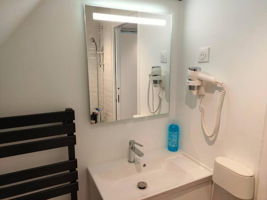 Dakar - Bel Appartement A Remeš Exteriér fotografie